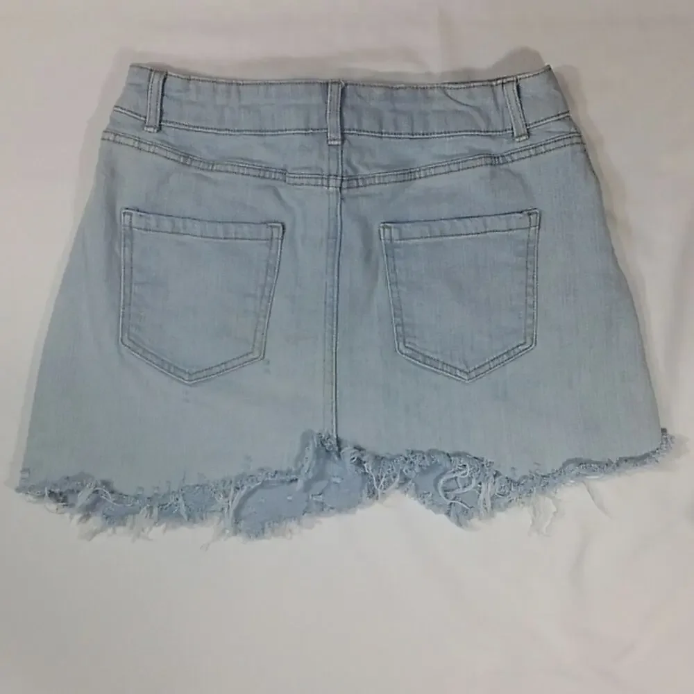 Wild Fable Light Wash Distressed Stretch Denim Blue Jean Shorts Raw Hem Sz 10